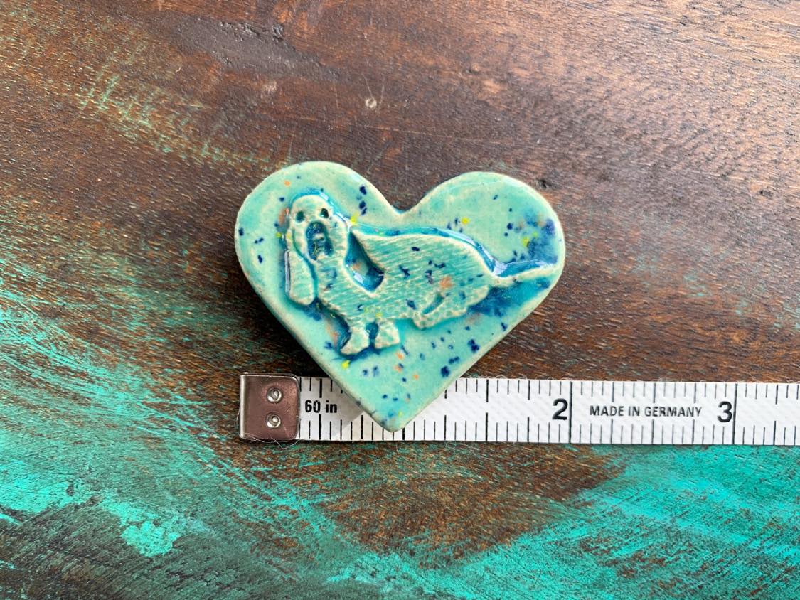 Sitting Basset Hound Magnet