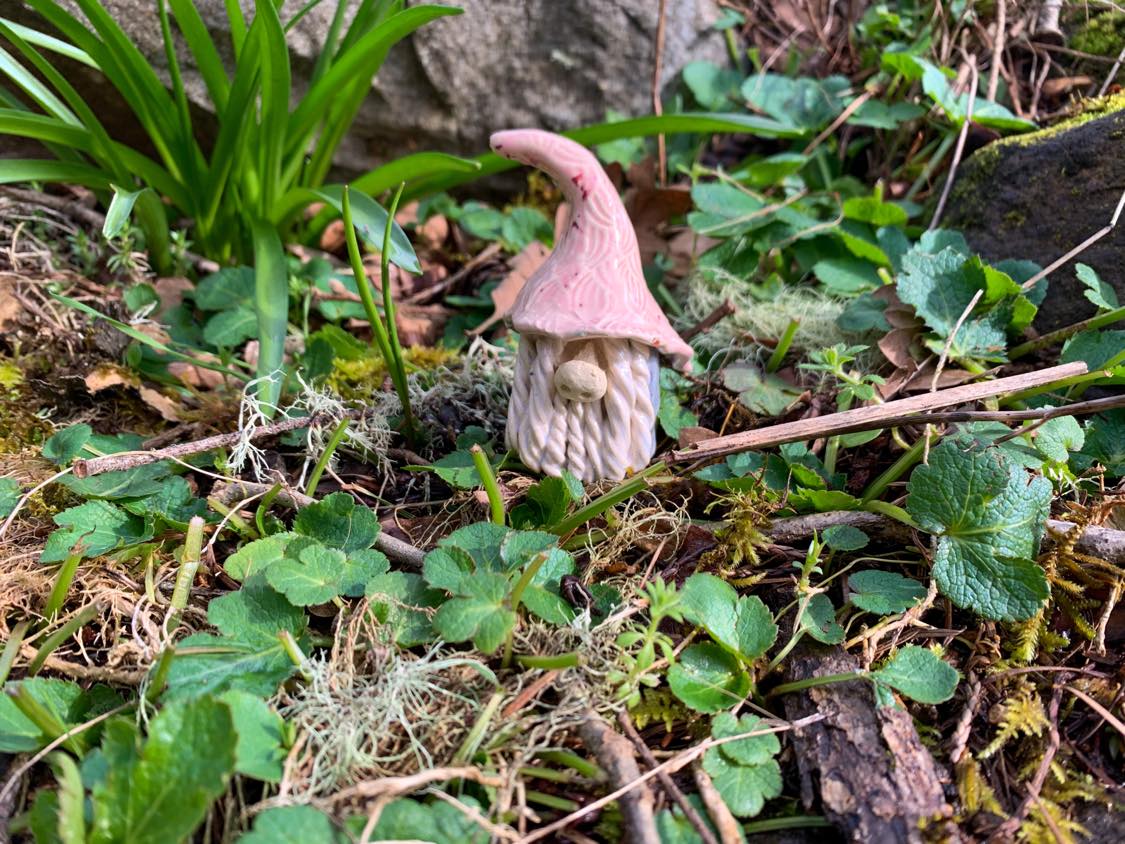 Pinkaboo the Gnome